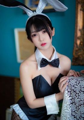 黑郁金香